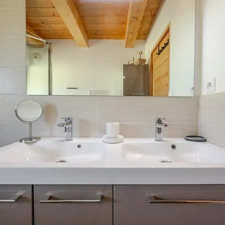 La Quintessence بيت للعطل Nonglard