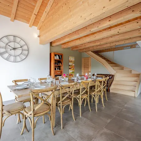 La Quintessence بيت للعطل Nonglard